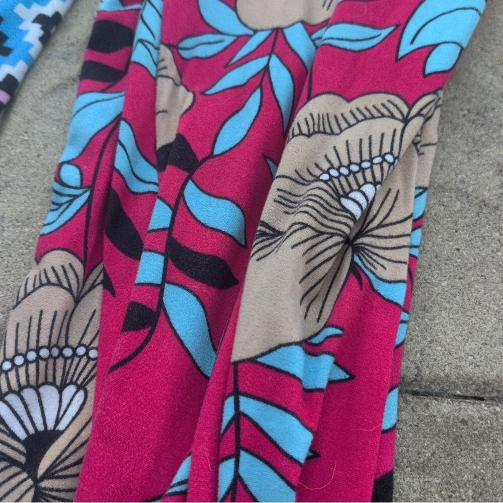 Patterned Leggings Bundle One Size - Picture 5 of 5
